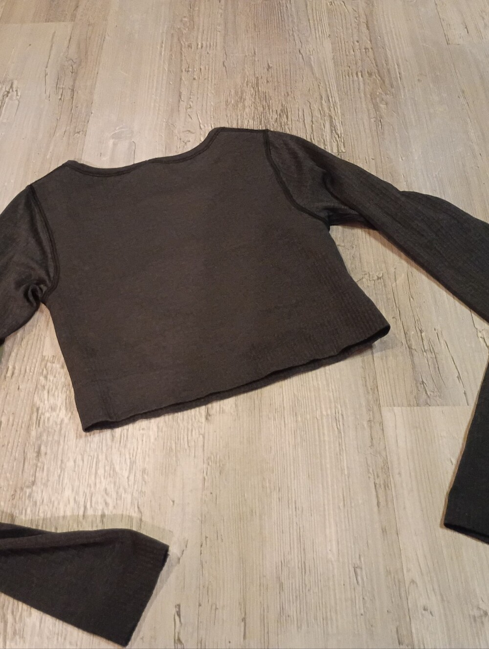 Lululemon - Picture 4 of 5